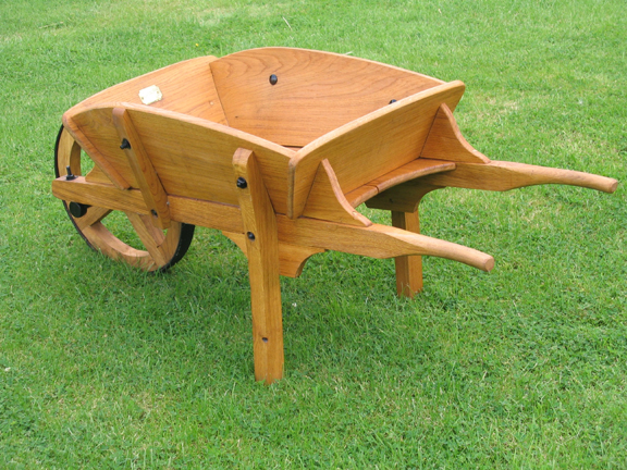 Wheelbarrow 06